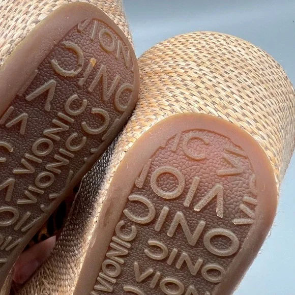 Vionic Grenada Leopard Calf Hair Wedge Sandals Orthaheel Tan Brown Women 8 - Picture 6 of 7